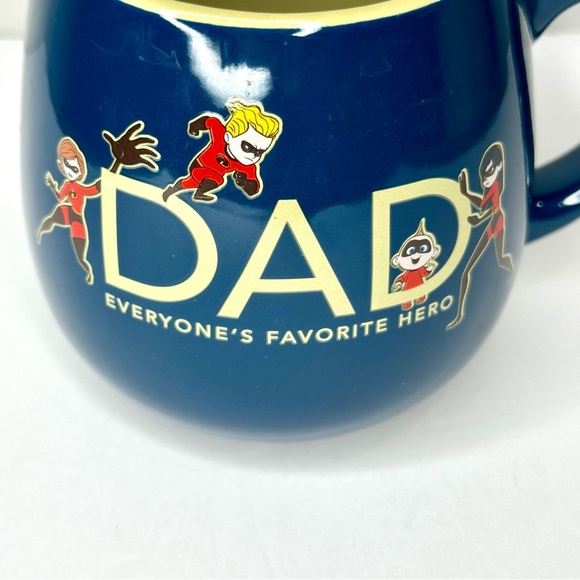 Disney Pixar The Incredibles Dad Everyone’s Favorite Hero Superhero Coffee Mug - Picture 4 of 6